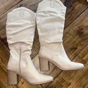 Women's Tall Beige Boots Shoe Size 11